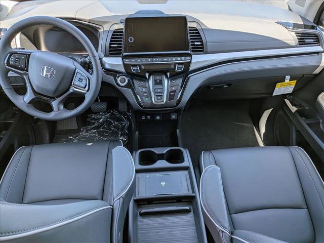 New 2026 Honda Odyssey Touring image 13