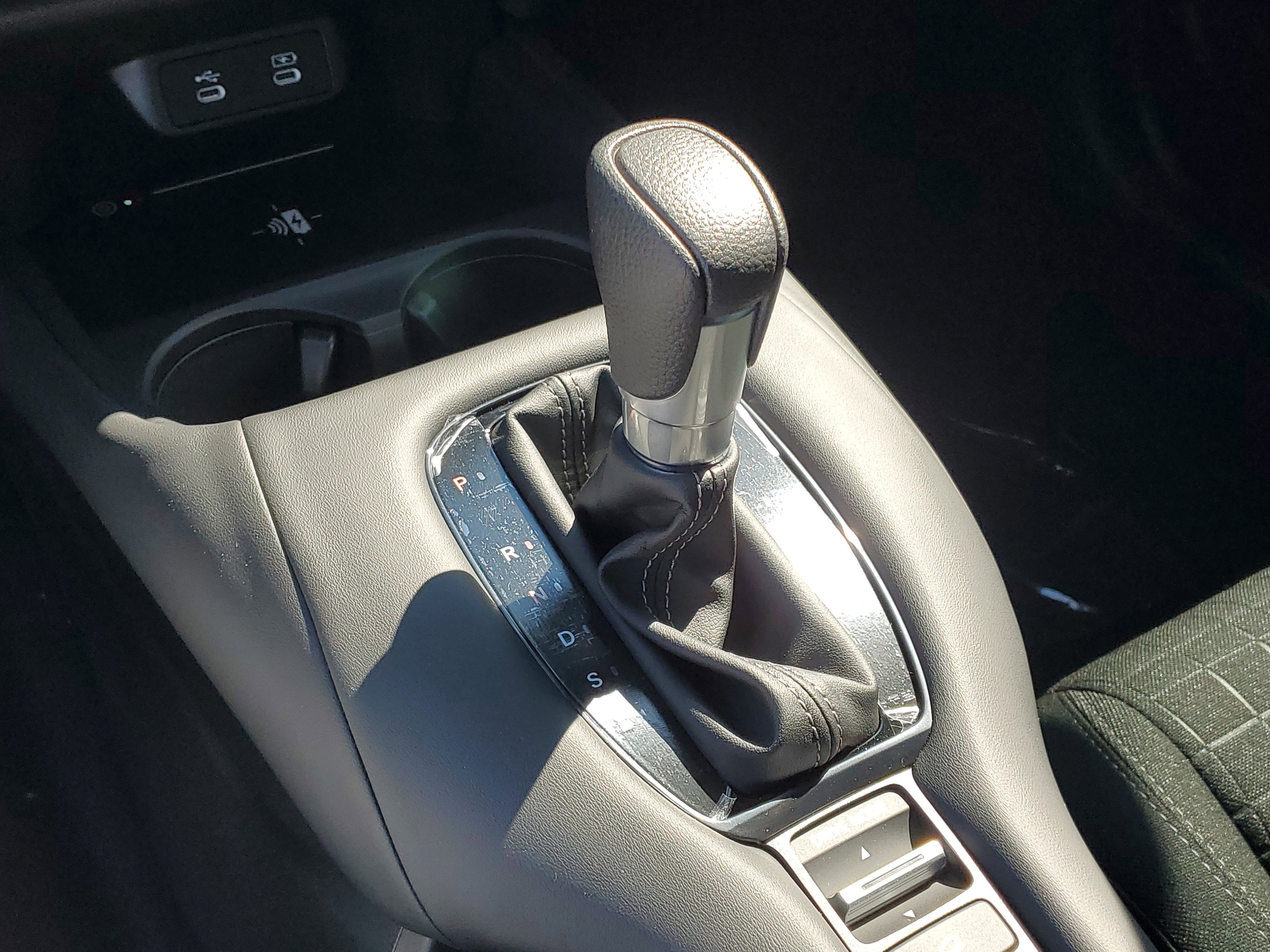 New 2026 Honda HR-V LX image 32