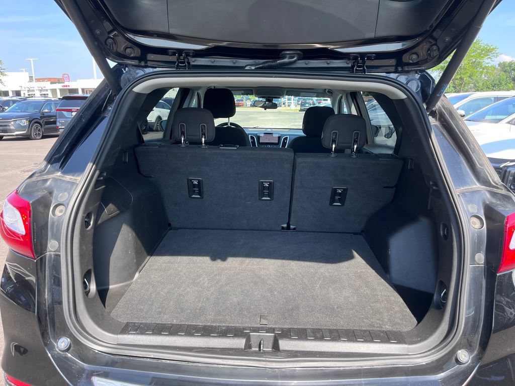 Used 2019 Chevrolet Equinox LT w/ Sun & Navigation Package AWD/4WD image 22