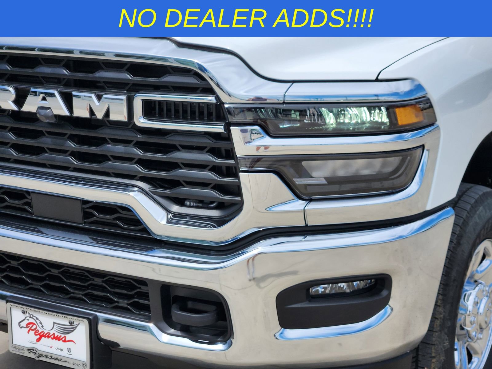 New 2026 RAM 2500 Tradesman w/ Chrome Appearance Group AWD/4WD image 9