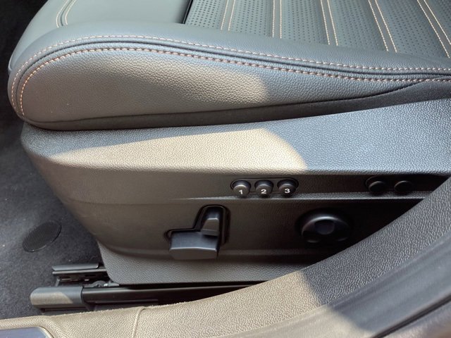 New 2025 Alfa Romeo Giulia AWD w/ Driving Assist Package image 22