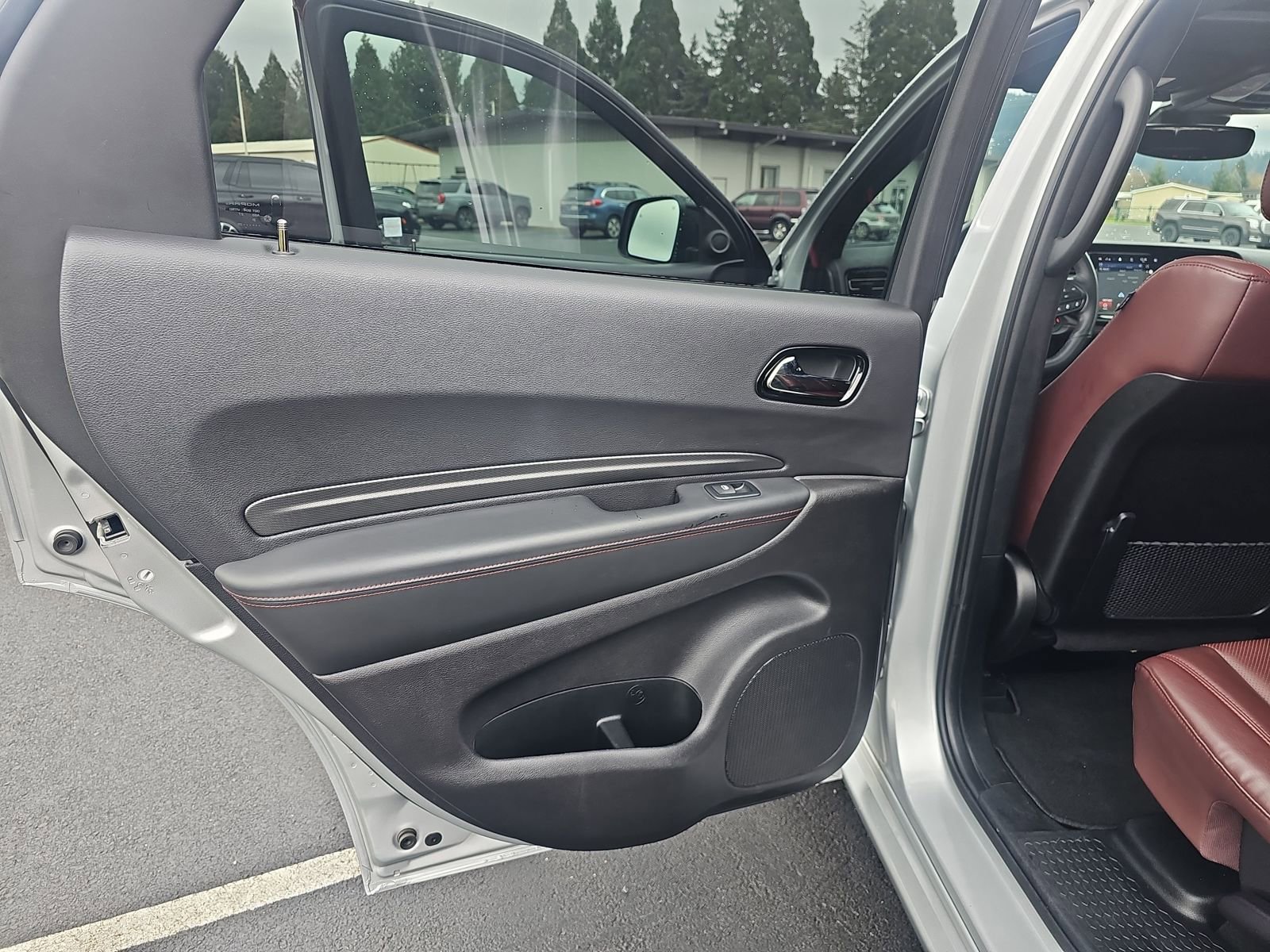 Certified 2025 Dodge Durango R/T w/ Blacktop Package AWD/4WD image 25