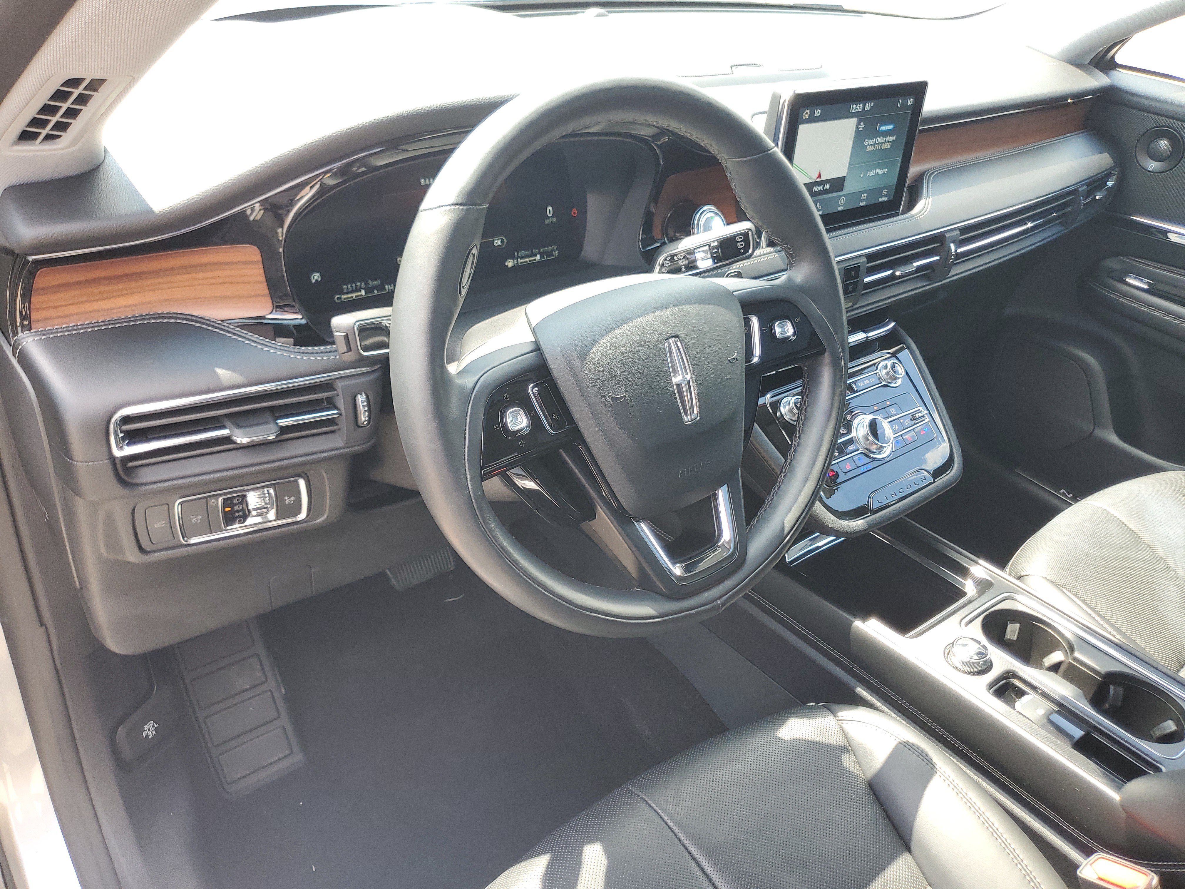 Certified 2022 Lincoln Corsair Reserve w/ Equipment Group 201A AWD/4WD image 13