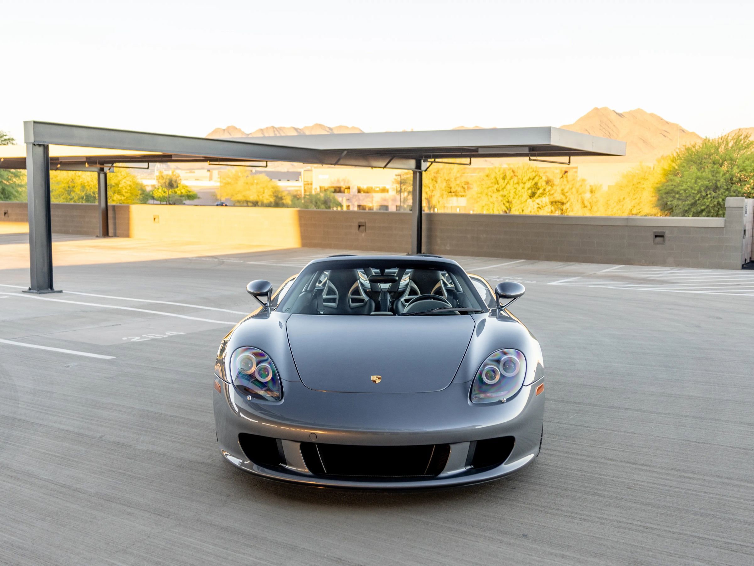 Used 2004 Porsche Carrera GT image 22