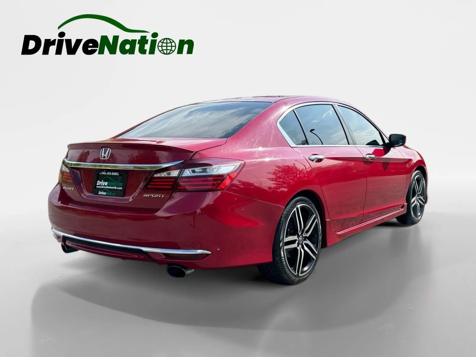 Used 2016 Honda Accord Sport image 5