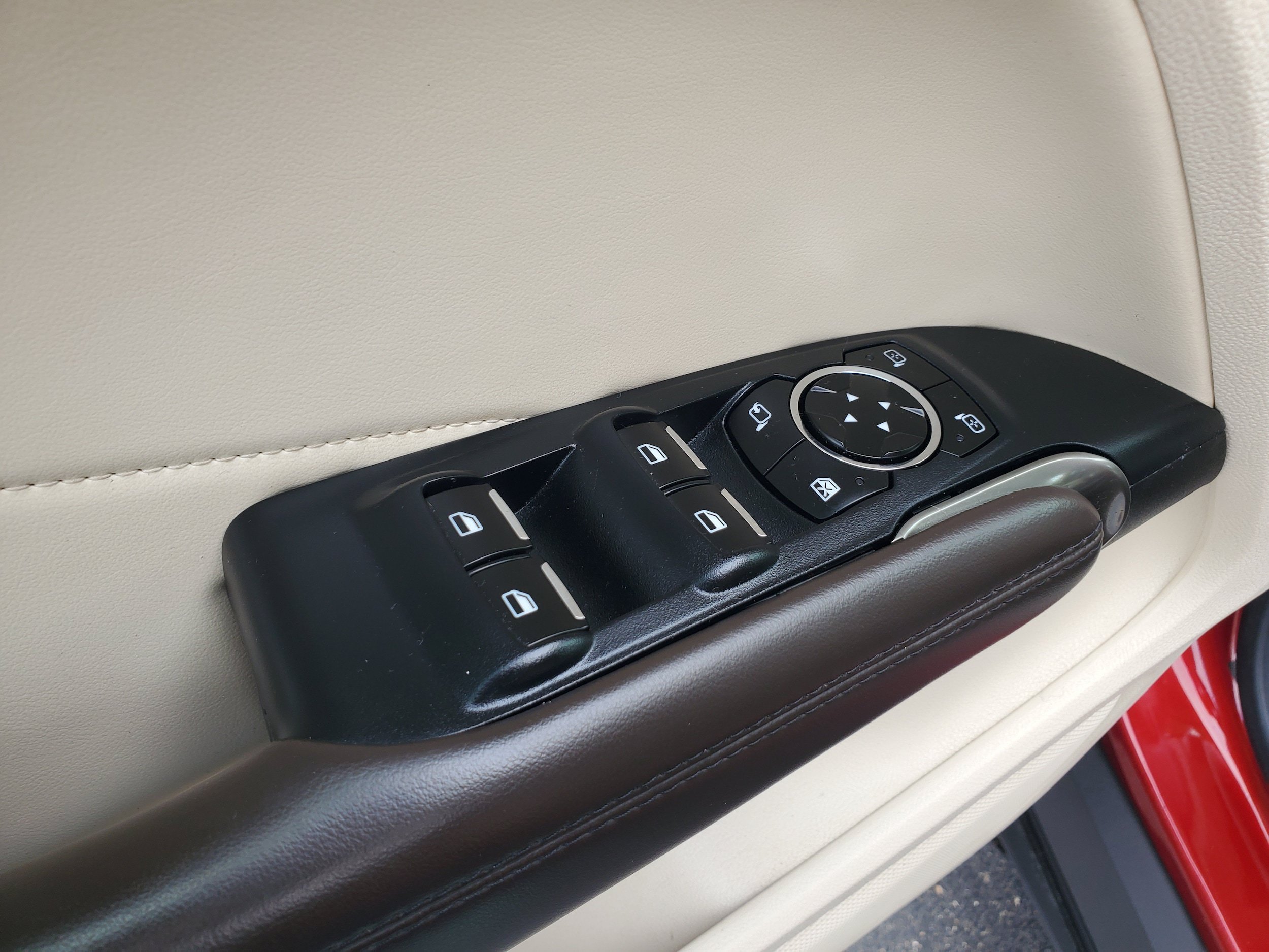 Used 2016 Lincoln MKC Select AWD/4WD image 12