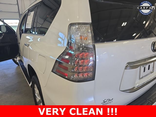 Used 2020 Lexus GX 460 Premium w/ Premium Package image 27