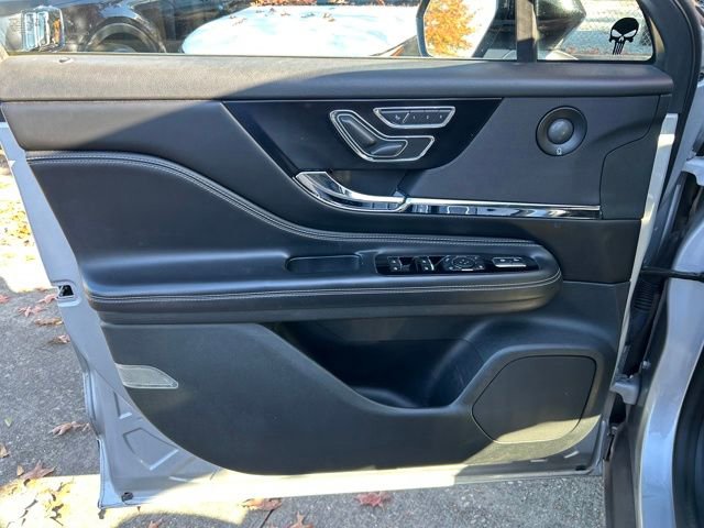 Used 2020 Lincoln Corsair Reserve w/ Elements Package image 14