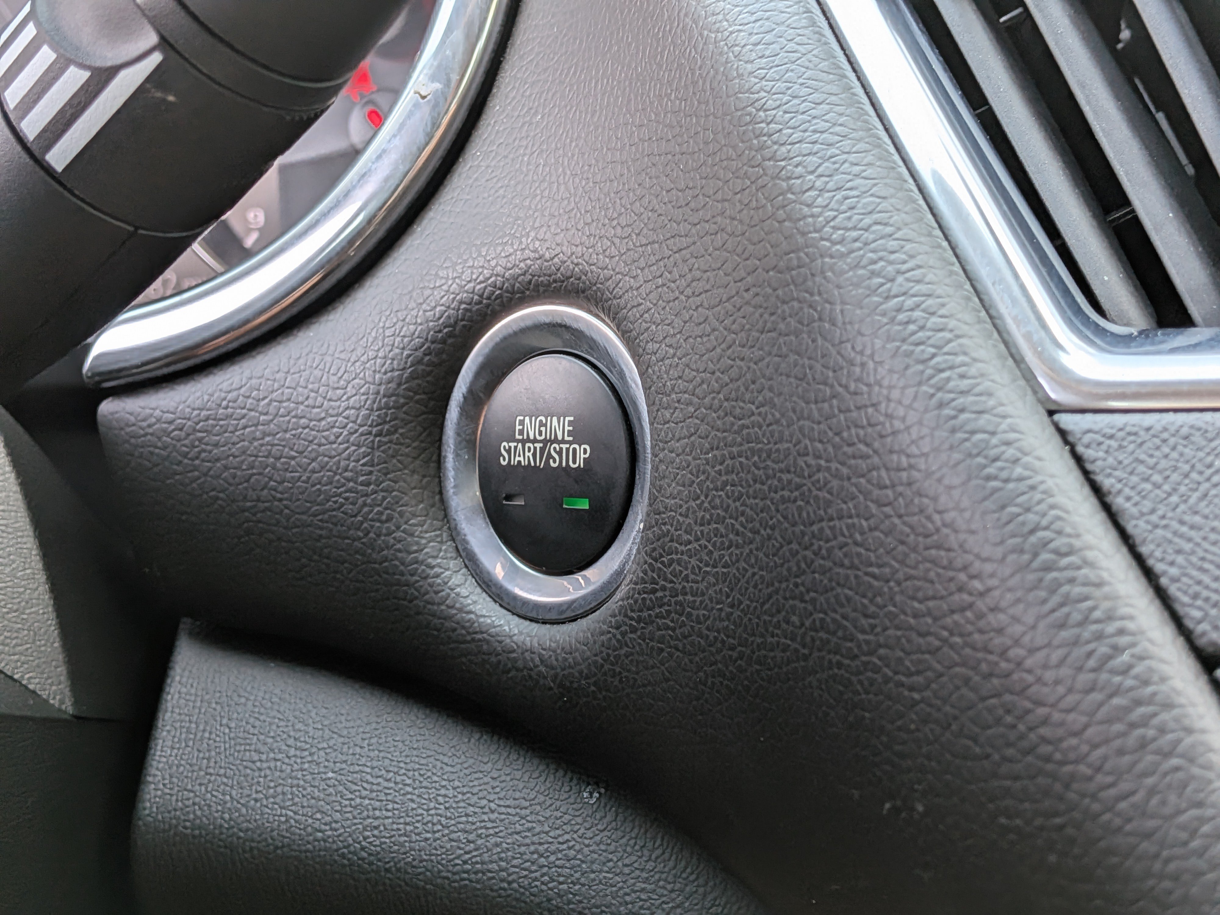 Used 2021 Chevrolet Malibu Premier FWD image 29