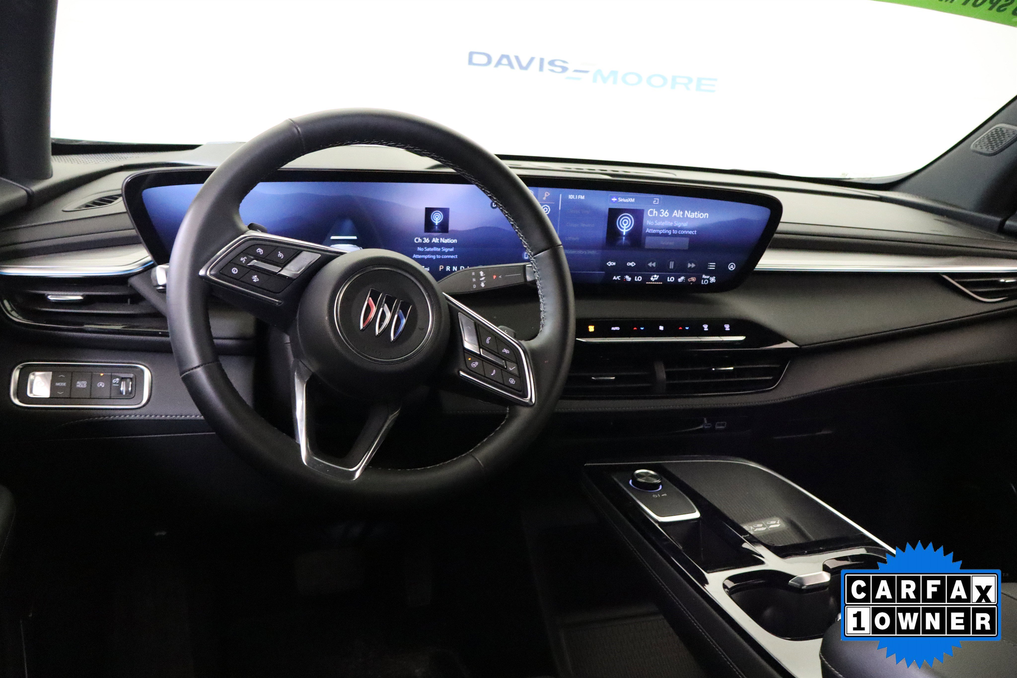 Used 2025 Buick Enclave Preferred image 17