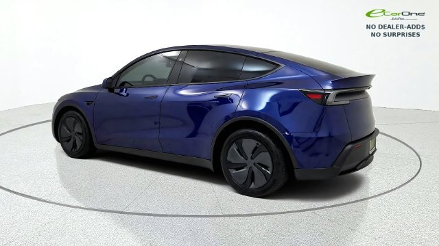 Used 2026 Tesla Model Y AWD image 6
