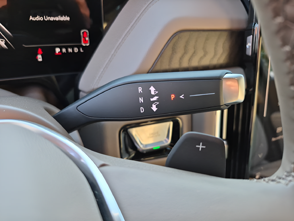New 2026 GMC Yukon Denali w/ Denali Reserve Package AWD/4WD image 27