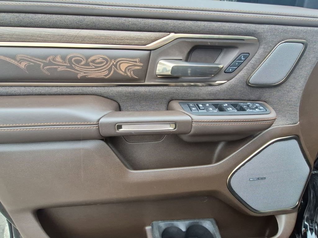 Used 2025 RAM 1500 Limited w/ Trailer Tow Group AWD/4WD image 20