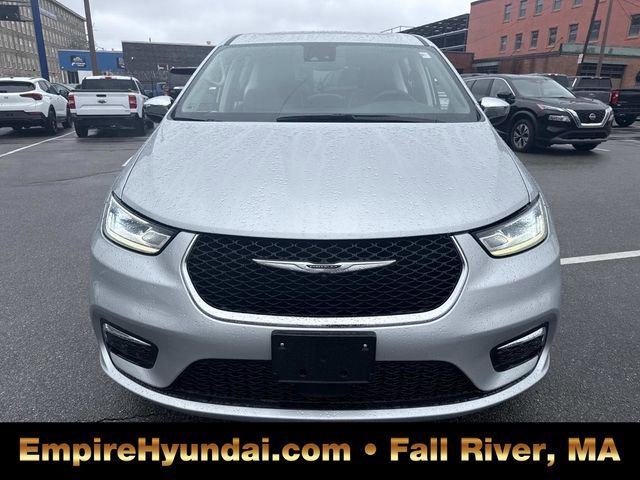Used 2023 Chrysler Pacifica Limited image 12