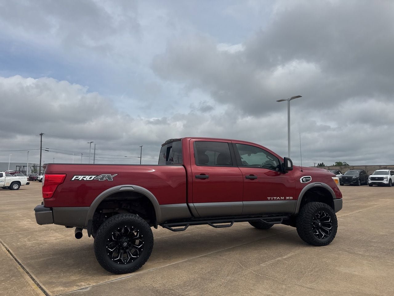 Used 2016 Nissan Titan PRO-4X AWD/4WD image 27