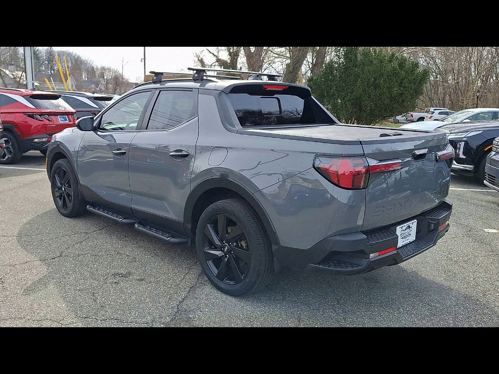 Used 2023 Hyundai Santa Cruz Night image 6