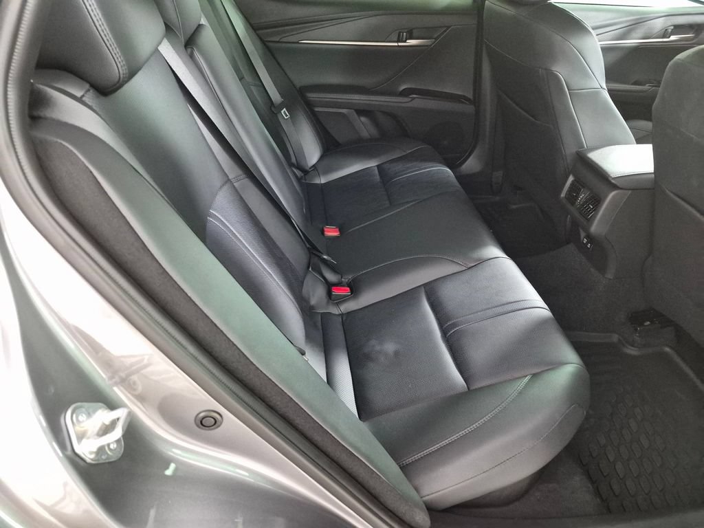 Used 2026 Toyota Camry XSE FWD image 27