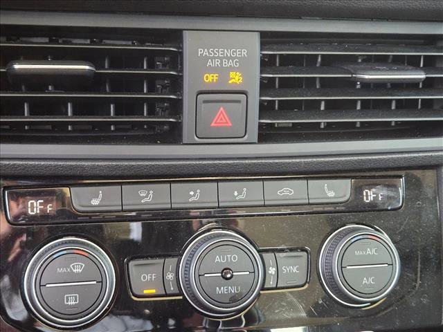 Used 2020 Volkswagen Jetta SE image 12