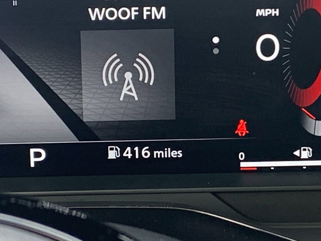 Used 2024 Nissan Pathfinder Platinum w/ Cargo Package image 10