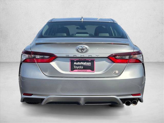 Used 2024 Toyota Camry SE image 7