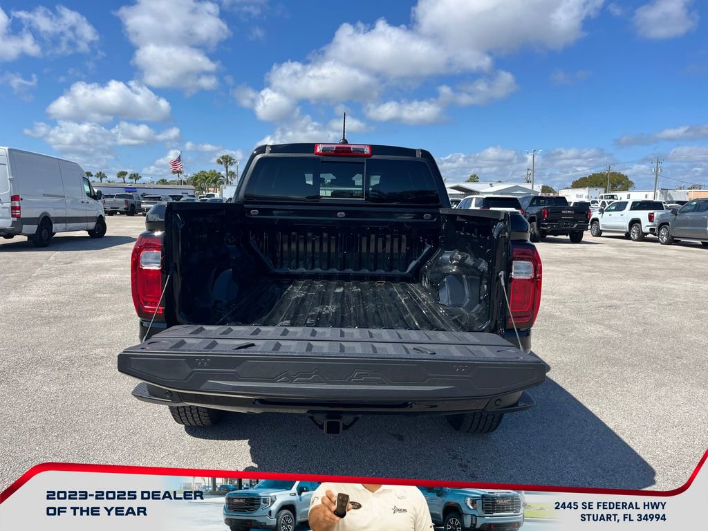 Used 2025 GMC Canyon Elevation w/ Convenience Package image 16