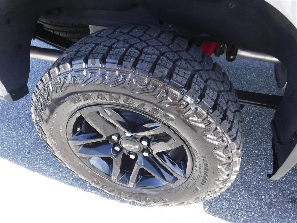 Used 2025 Chevrolet Silverado 1500 Custom Trail Boss image 4