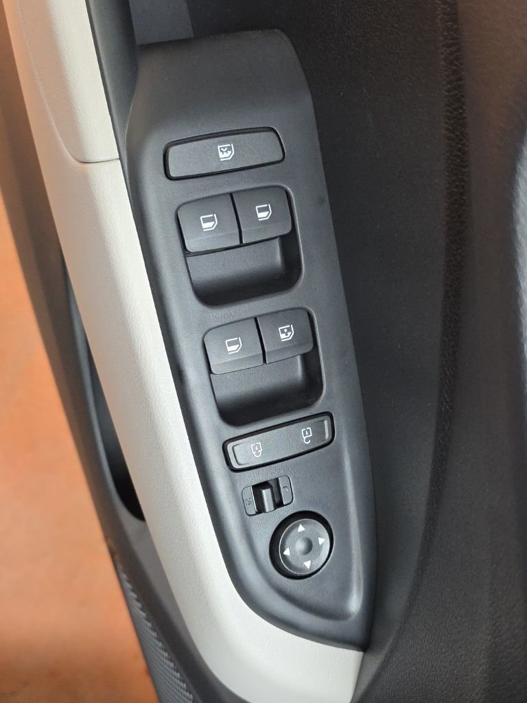 New 2026 Hyundai Venue SEL image 23