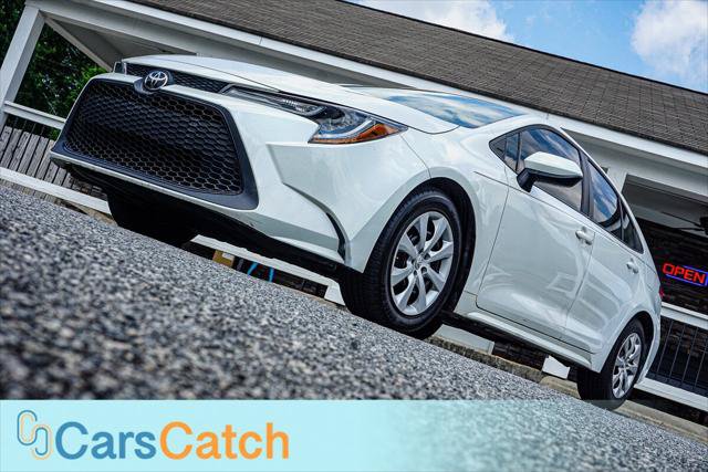 Used 2020 Toyota Corolla LE FWD image 4