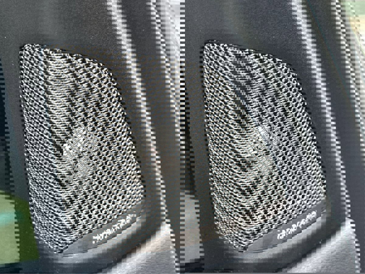 Used 2019 BMW X6 xDrive35i w/ M Sport Package image 40