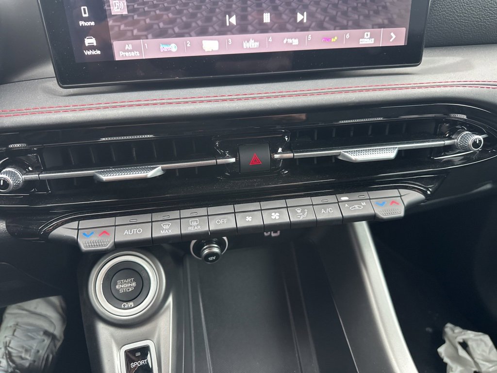 Used 2024 Dodge Hornet R/T w/ R/T Blacktop Package image 21