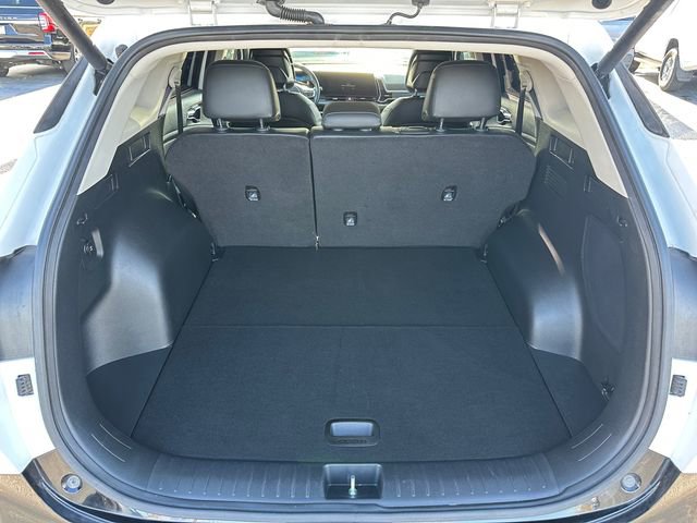 Used 2023 Kia Sportage SX image 30