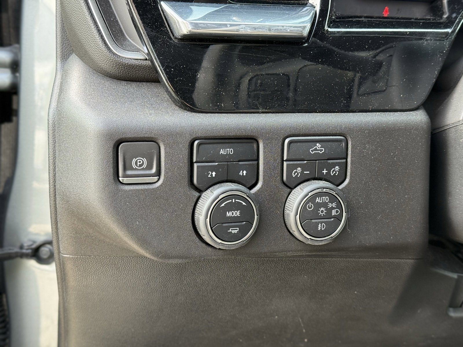 Used 2024 Chevrolet Silverado 1500 RST image 26