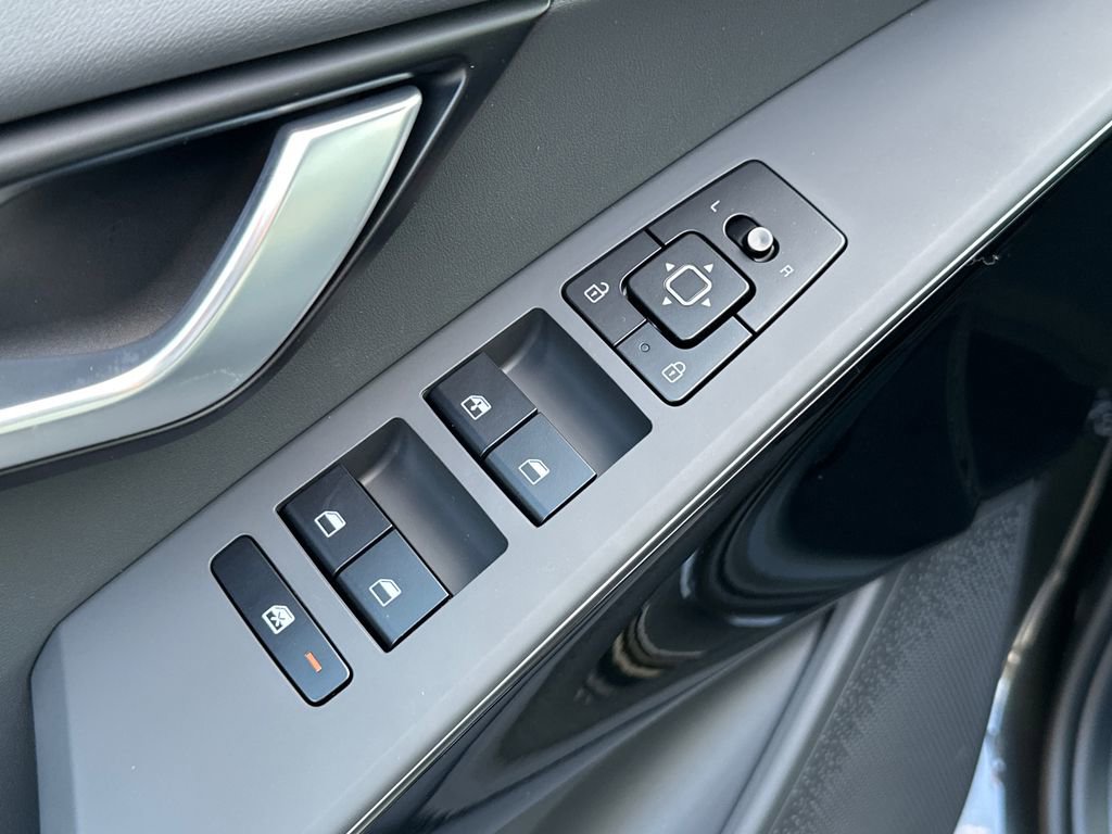 New 2026 Kia Niro Wind FWD image 18
