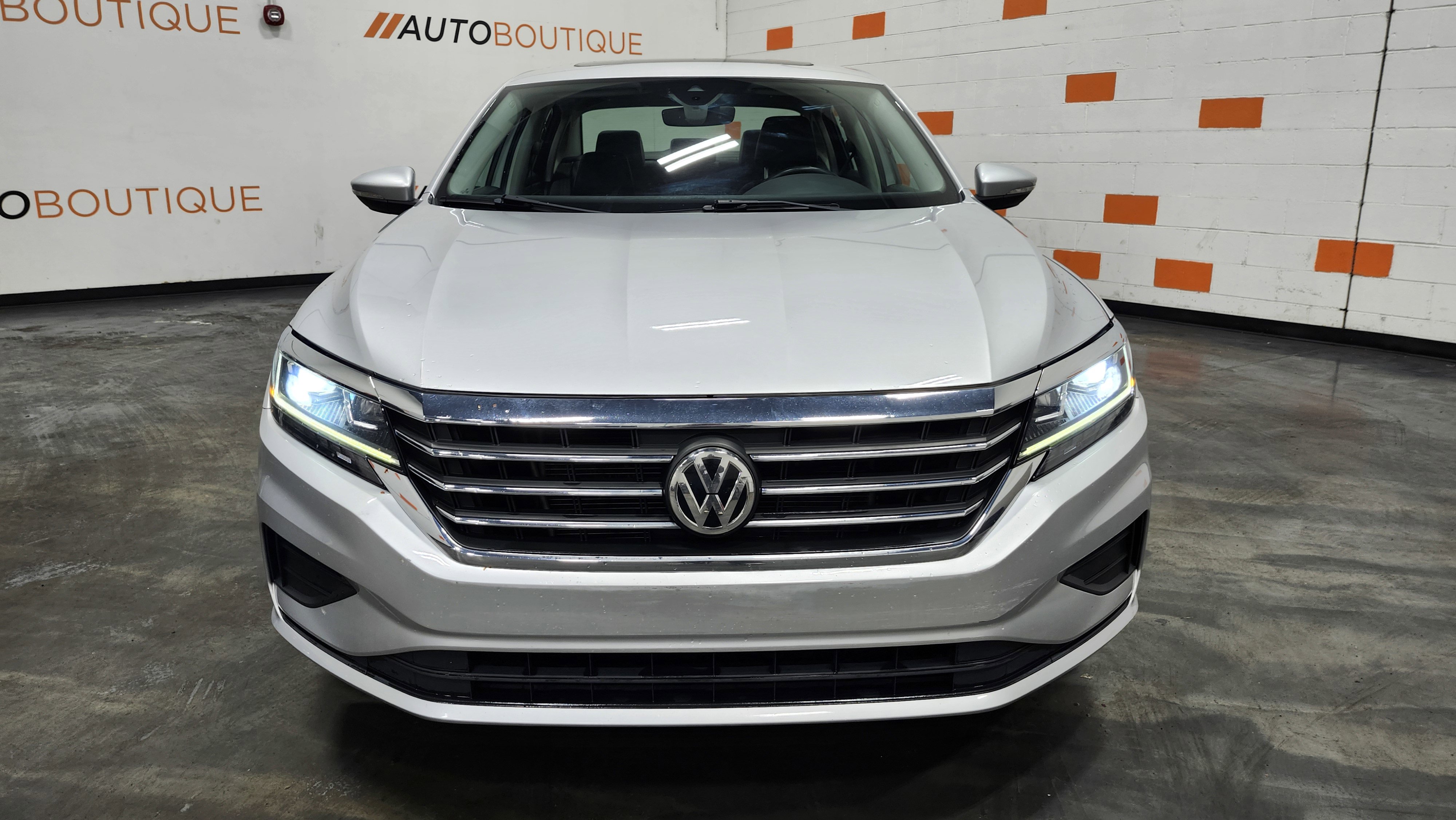 Used 2021 Volkswagen Passat 2.0T SE image 11