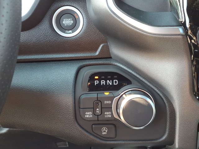 New 2026 RAM 1500 Express AWD/4WD image 22