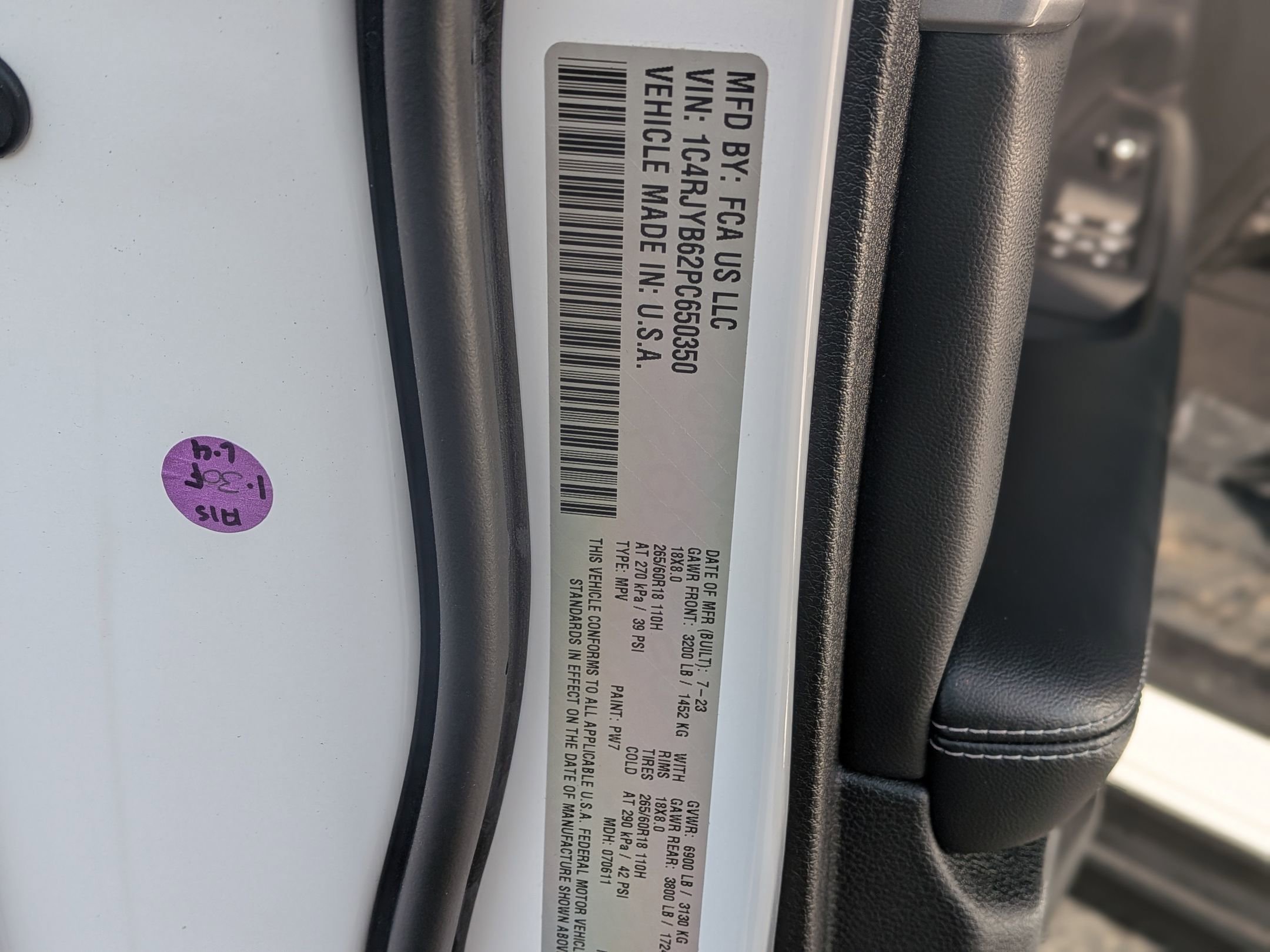 Used 2023 Jeep Grand Cherokee 4WD 4xe image 37