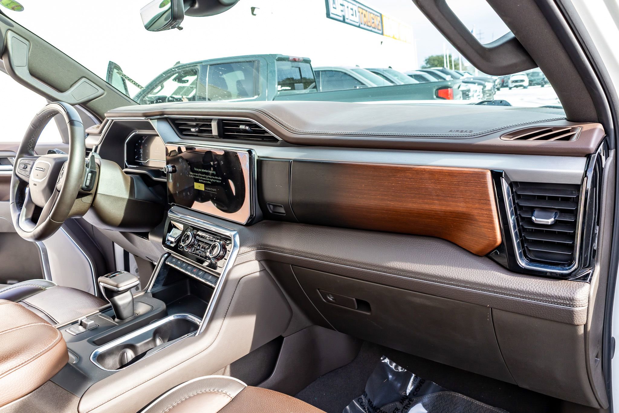 Used 2025 GMC Sierra 1500 Denali image 18