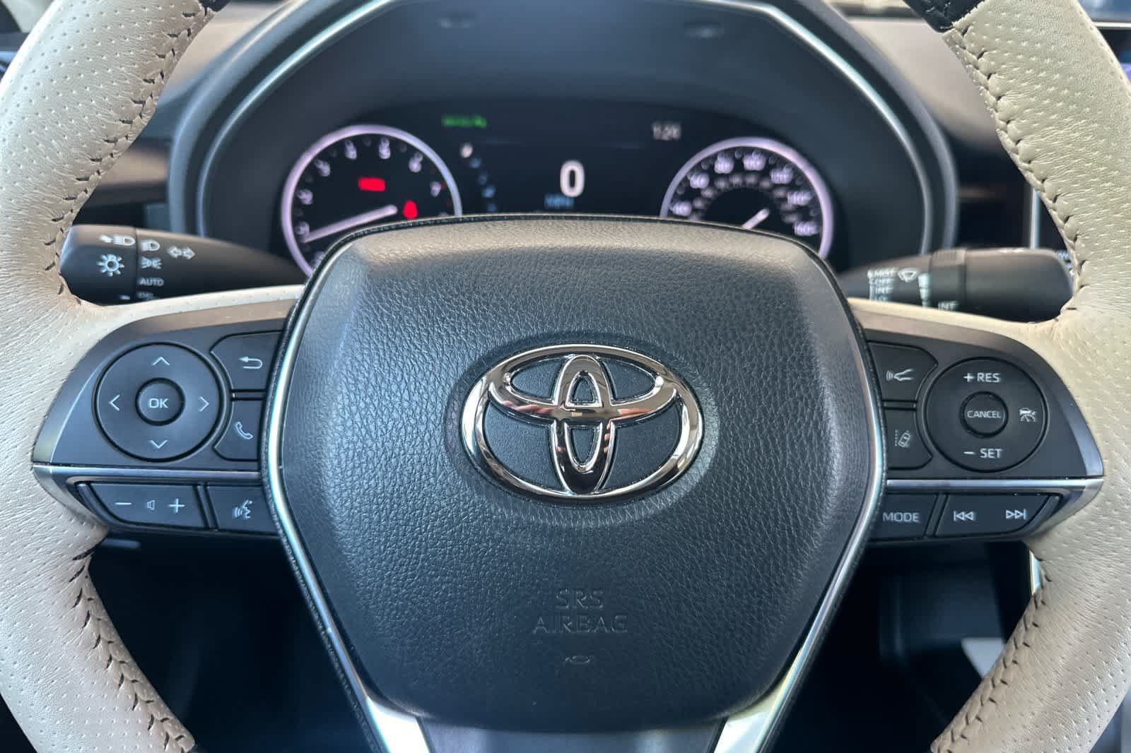 Used 2020 Toyota Avalon Limited w/ Advanced Safety Package FWD image 25