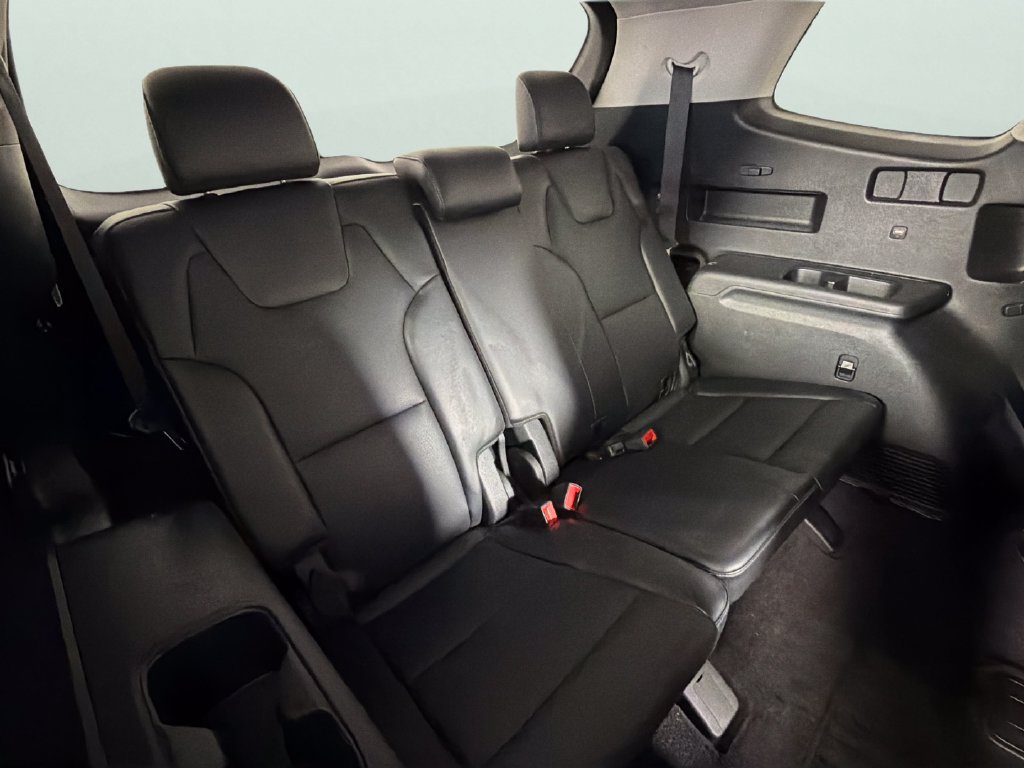 Used 2022 Kia Telluride S FWD image 32