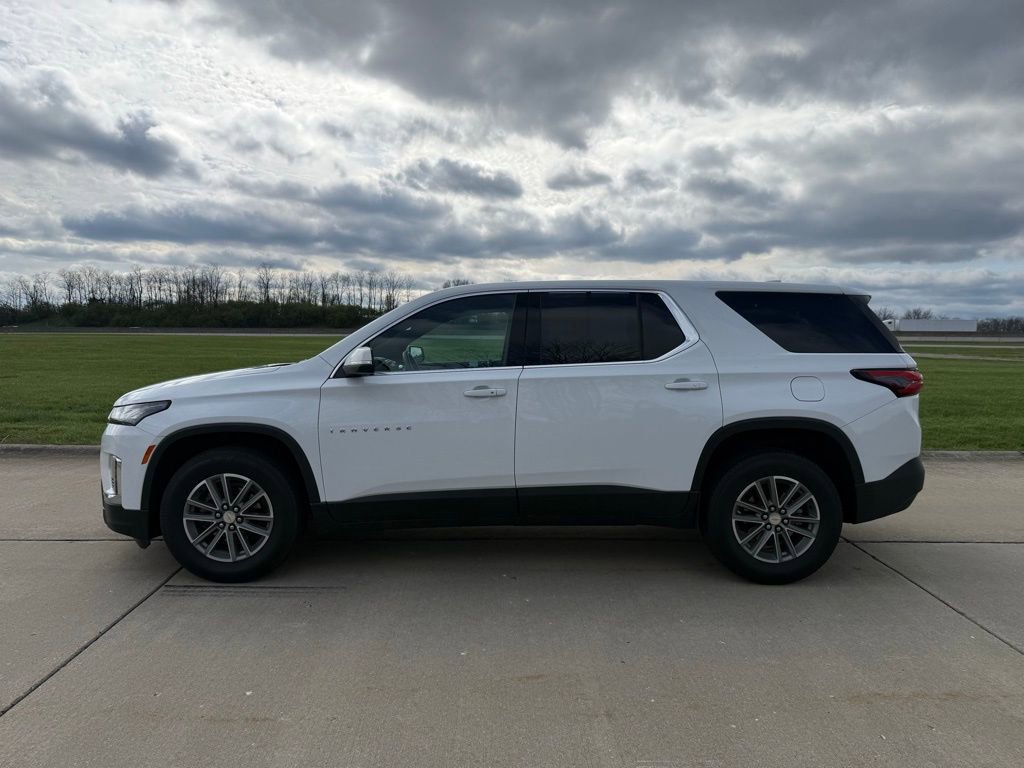 Used 2023 Chevrolet Traverse LS w/ Safety Package image 8