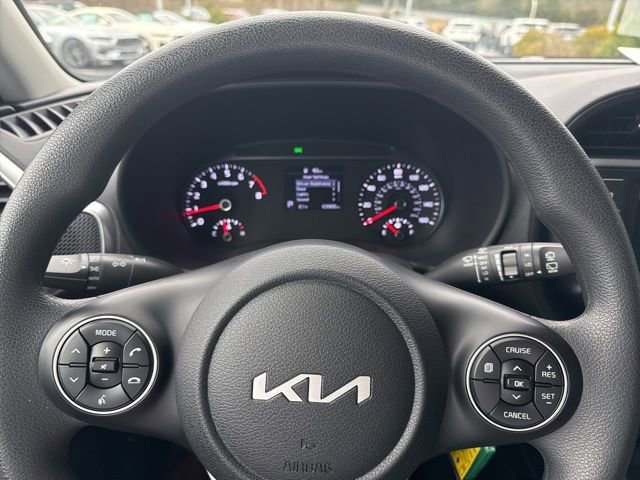 Used 2022 Kia Soul LX w/ Technology Package image 12