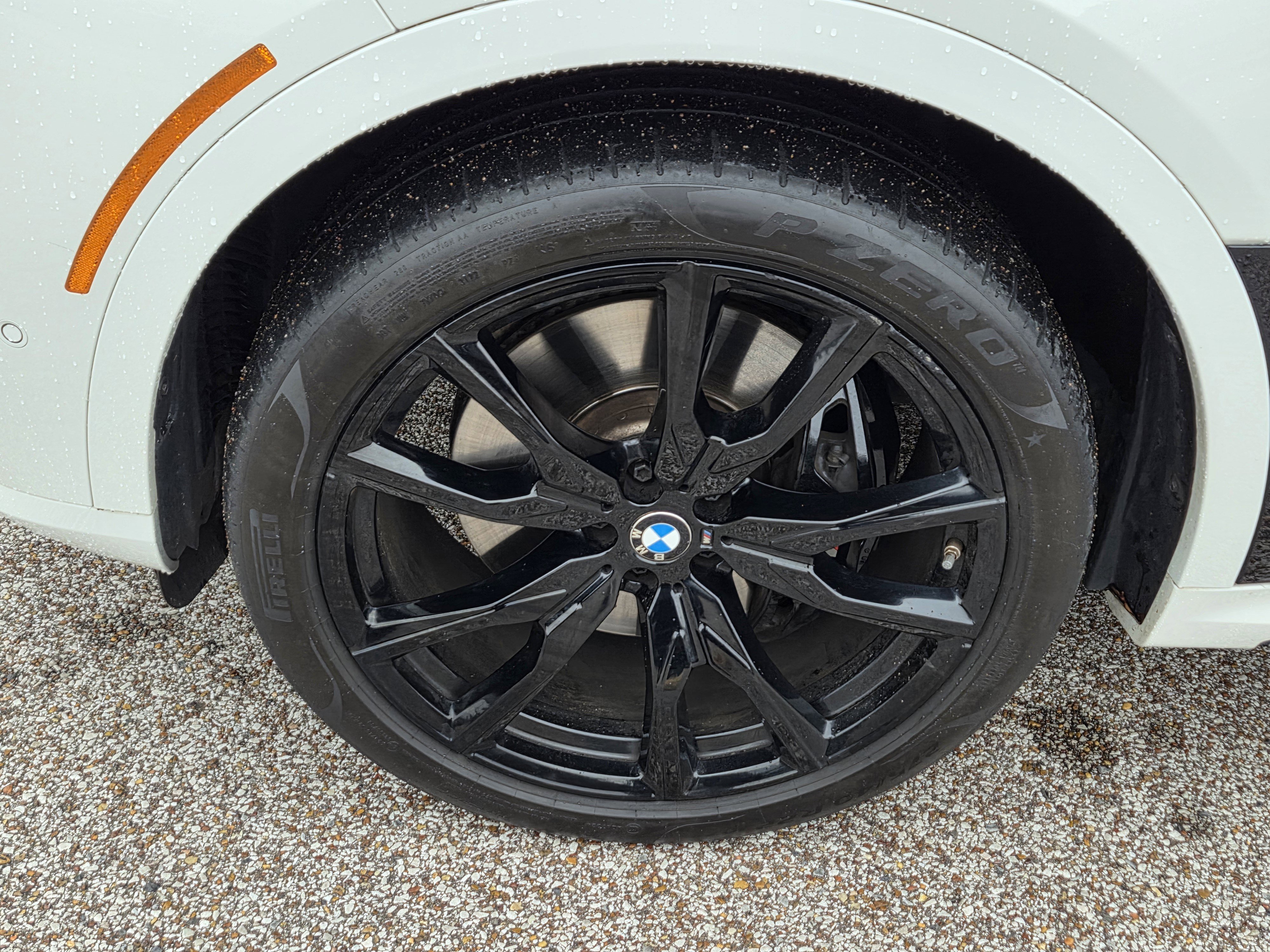 Used 2023 BMW X7 M60i w/ Executive Package image 9