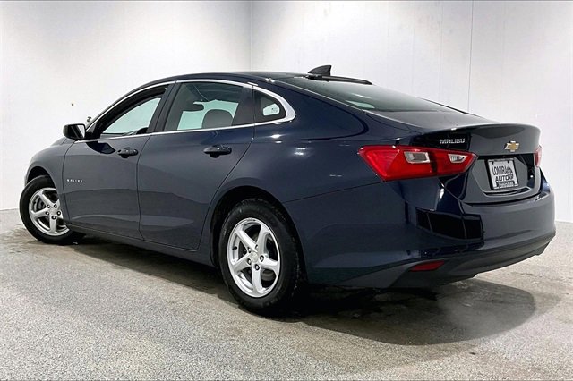 Used 2018 Chevrolet Malibu LS image 4