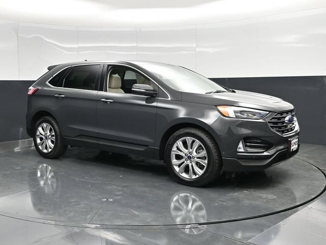 Used 2021 Ford Edge Titanium w/ Equipment Group 301A AWD/4WD image 3