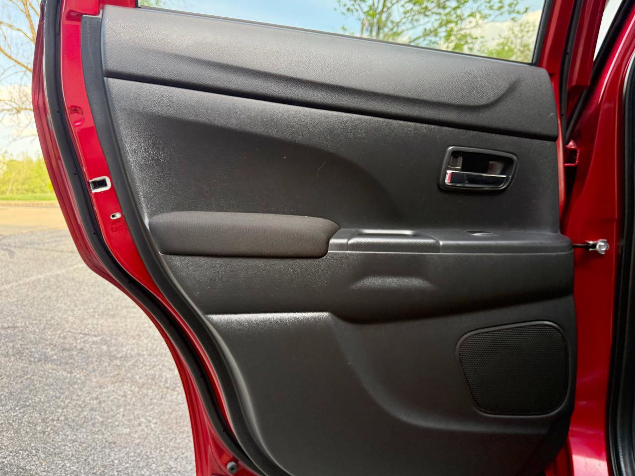 Used 2020 Mitsubishi Outlander Sport SE AWD/4WD image 20