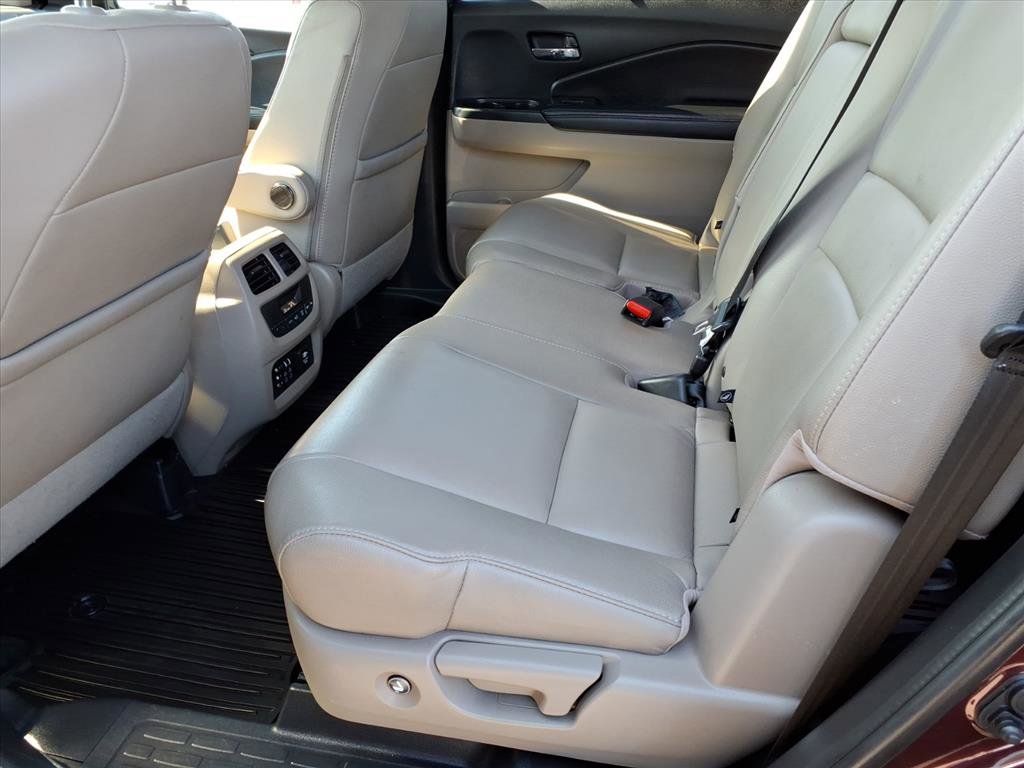 Used 2017 Honda Pilot EX-L image 12
