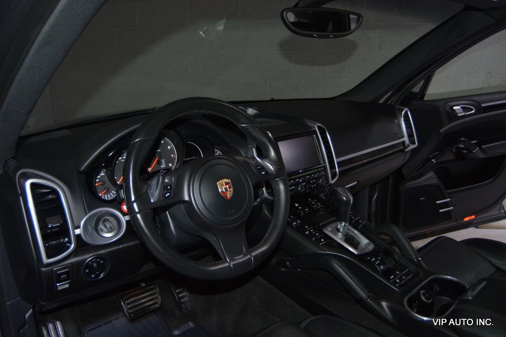 Used 2013 Porsche Cayenne image 11