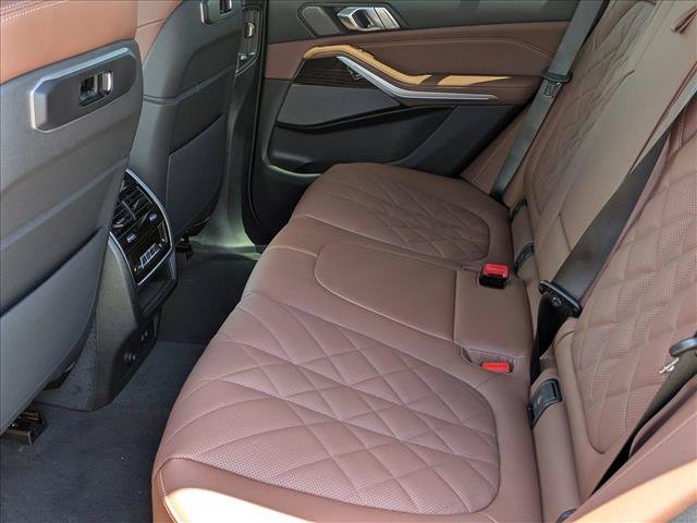 New 2026 BMW X5 xDrive40i w/ Climate Comfort Package AWD/4WD image 17