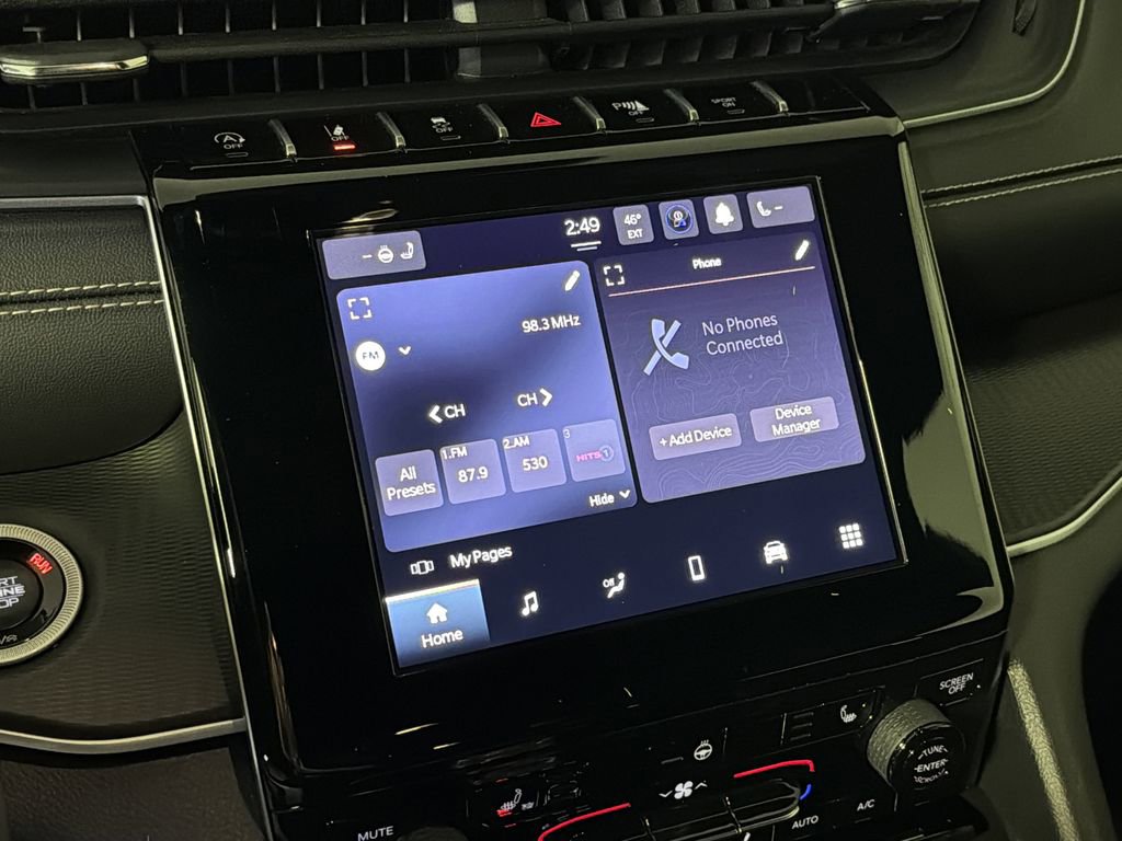 Used 2024 Jeep Grand Cherokee Altitude image 20