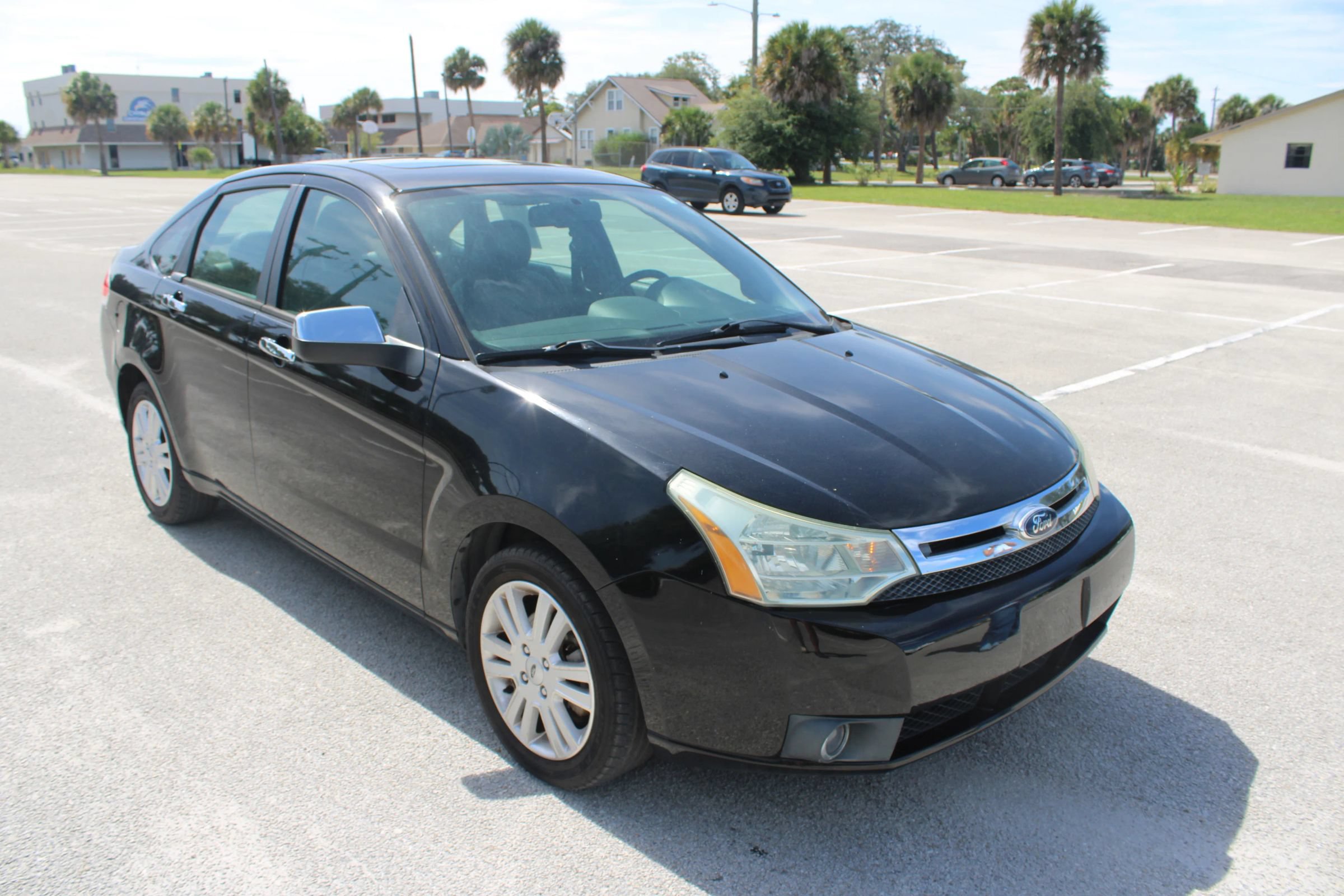 Used 2011 Ford Focus SEL w/ 301A Rapid Spec Order Code FWD image 18